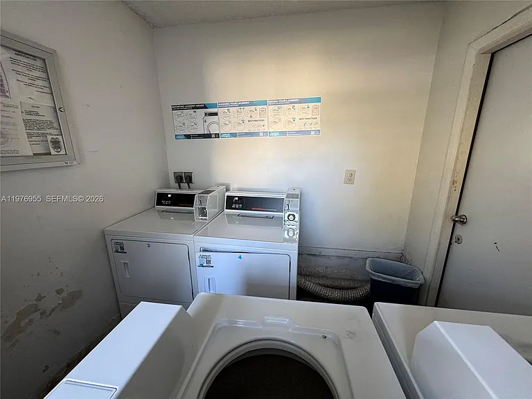 4140 Woodside Dr #107 — Photo 24