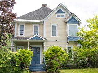 93 Eastern Ave, Newport, VT 05855