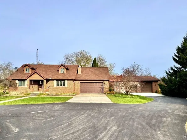 6833 County Farm Rd, Lexington, MI 48450