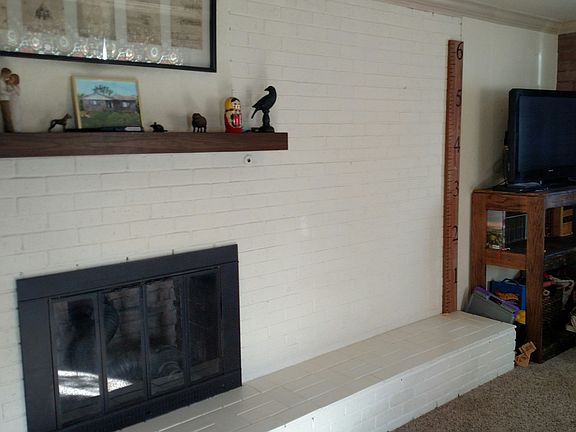 3rd image of 423 Scranton Ave