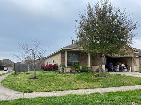 3rd image of 5510 Floral Valley Ln