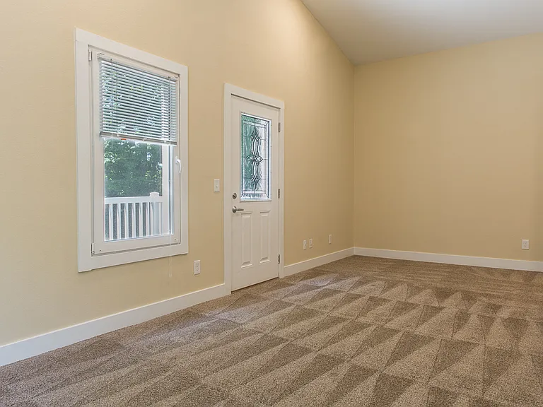 Fieldstone Apartments — Photo 4