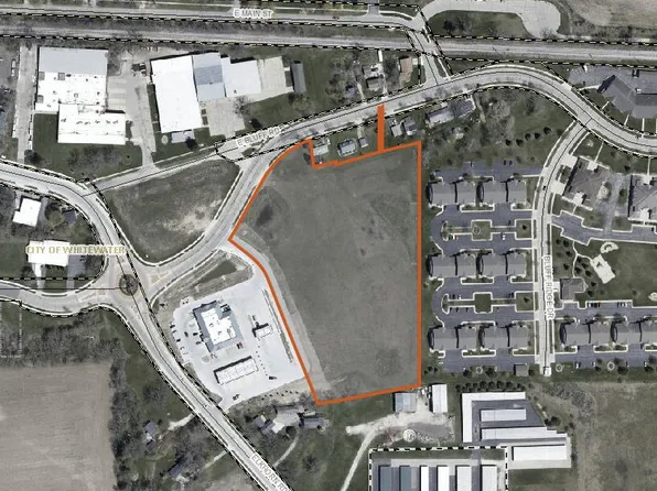 1127 BLUFF ROAD, Whitewater, WI 53190