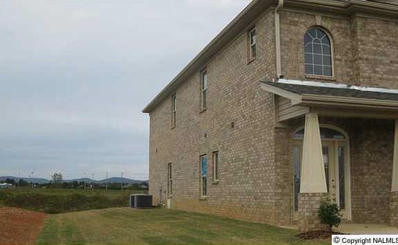 4th image of 2741 Slate Dr