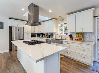 18346 Sierra Dr, Sonoma, CA 95476
