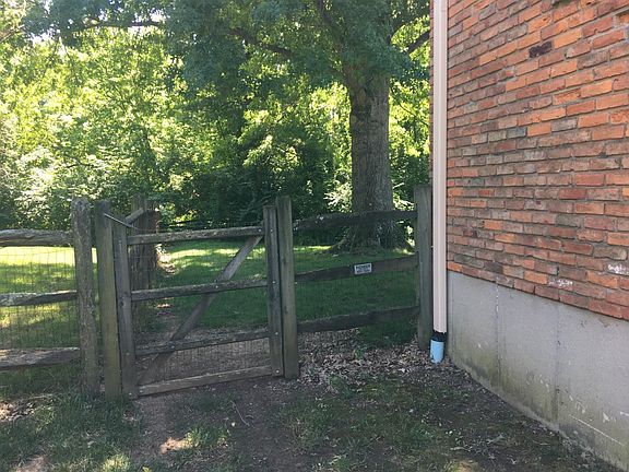 4th image of 6001 Bagdad Dr
