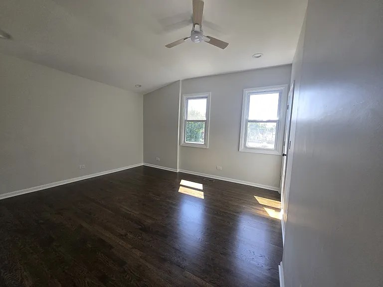 429 W 102nd Pl — Photo 8