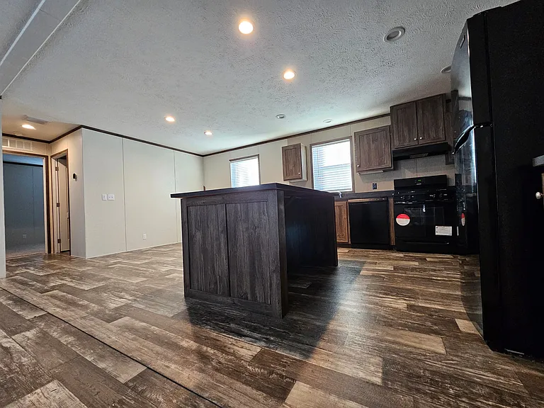Canterbury Estates — Photo 14