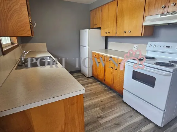 Astor Court Apartments, 616 Agate St #4, Astoria, OR 97103