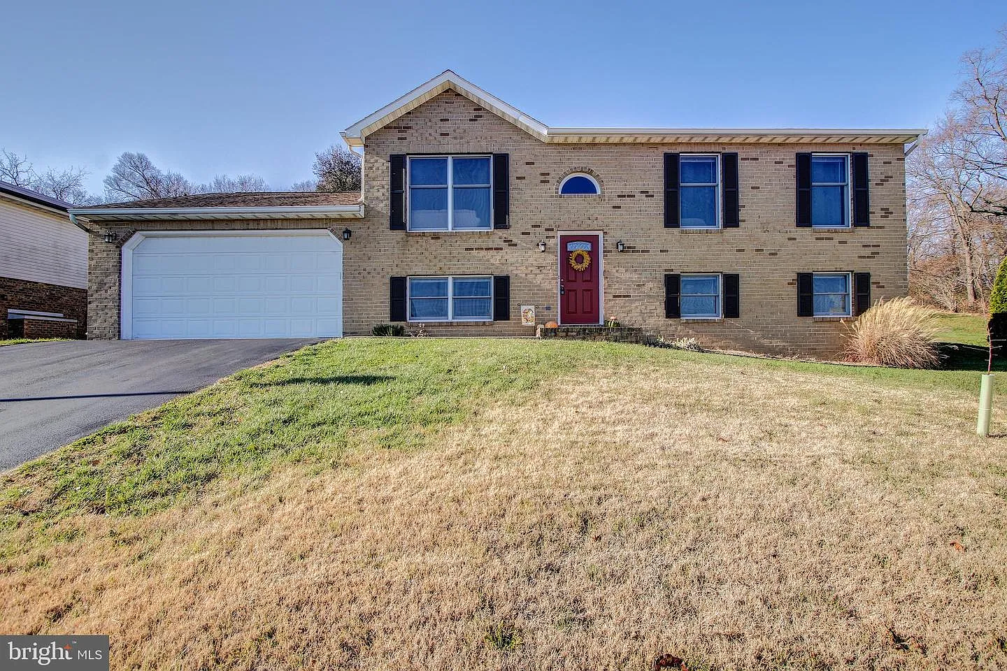 40 Byron Dr photo 1