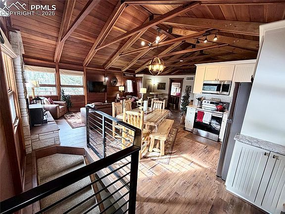 2nd image of 121 Saint Charles Dr