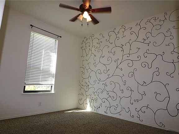 3rd image of 361 Apricot Dr