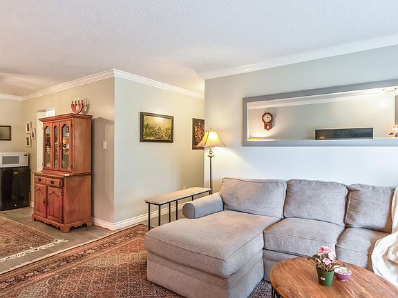 3rd image of 10160 Ryan Rd #208