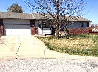 10106 W Lotus Cir, Wichita, KS 67209