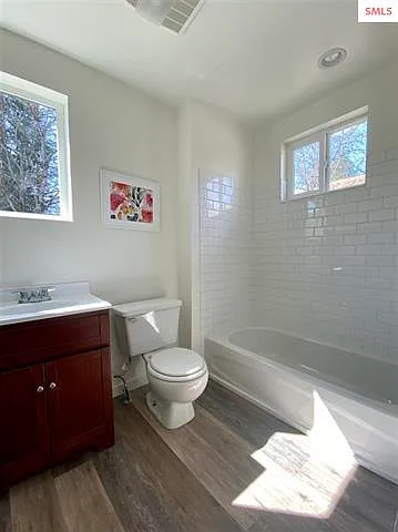 923 Pine St — Photo 6