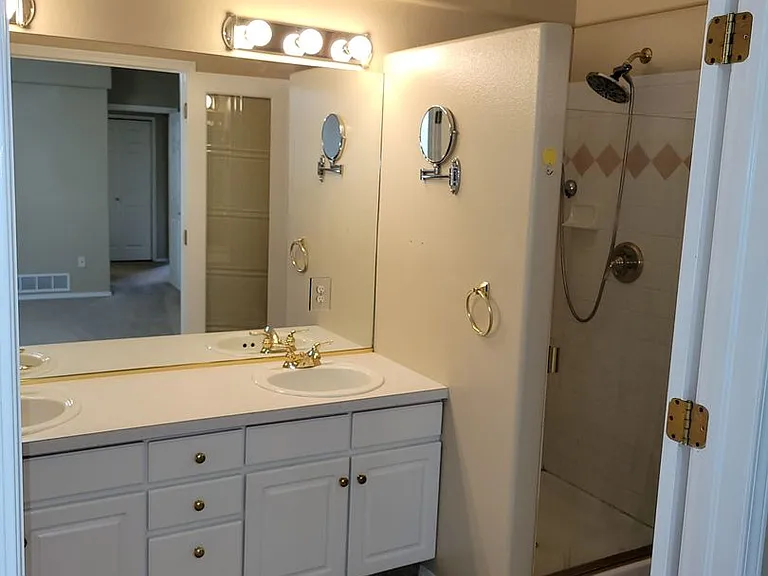 1329 Nutwood Dr — Photo 10