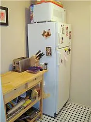 Rented by R New York