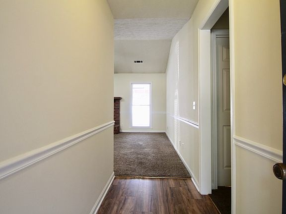3rd image of 4700 Hiddenwoods Dr