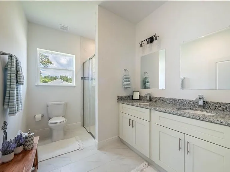16337 SW 17th Terrace Rd — Photo 7