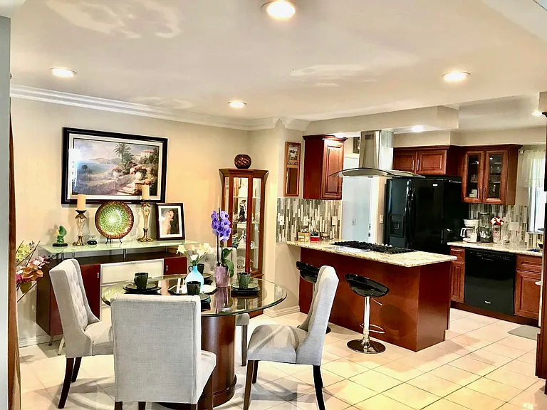 10642 Henderson Ave — Photo 10