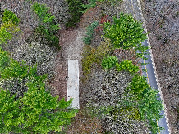 4th image of 180 Bolsters Mills Road