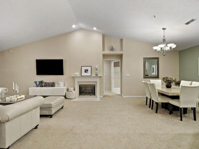 6754 South 34th STREET, Franklin, WI, 53132