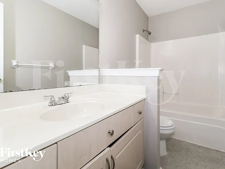 865 Abbey Grove Ln — Photo 13