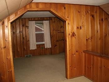 5th image of 2190 Catalpa Dr