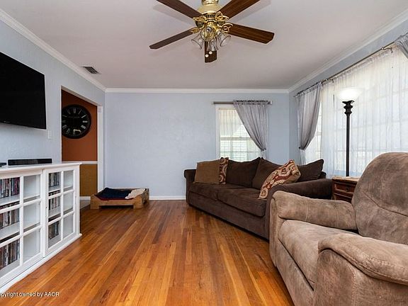 5th image of 113 N Palo Duro St