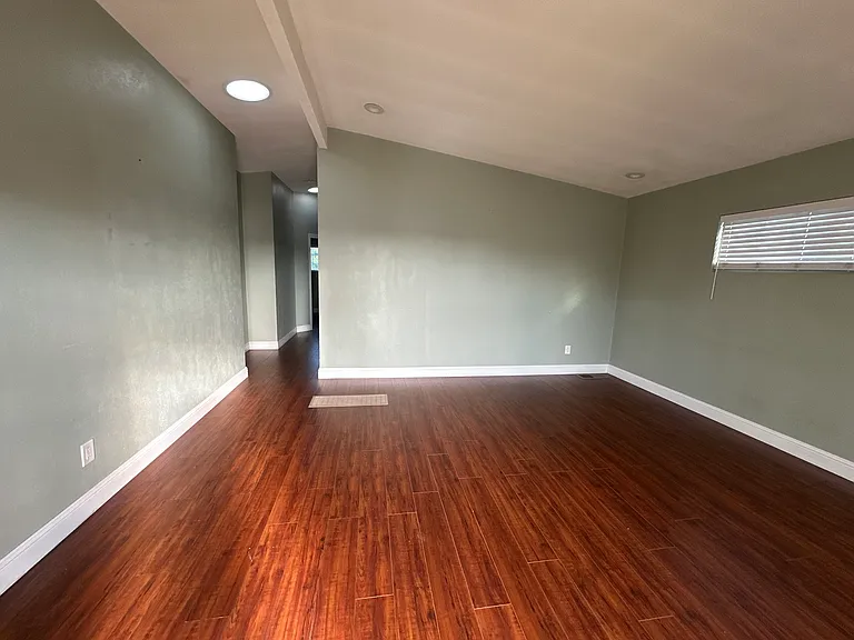 4980 Dassco Ct — Photo 29