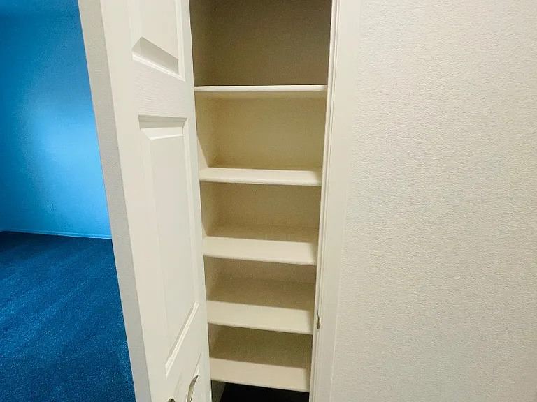 Unit Photo