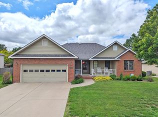 118 S Presley Dr, Salina, KS 67401
