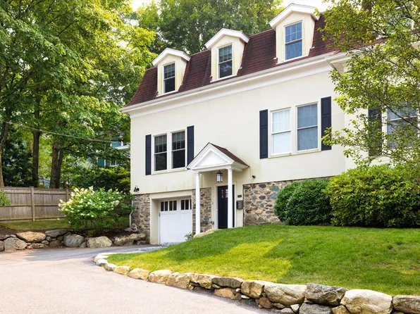 9 Ripley St Unit 1, Newton, MA 02459