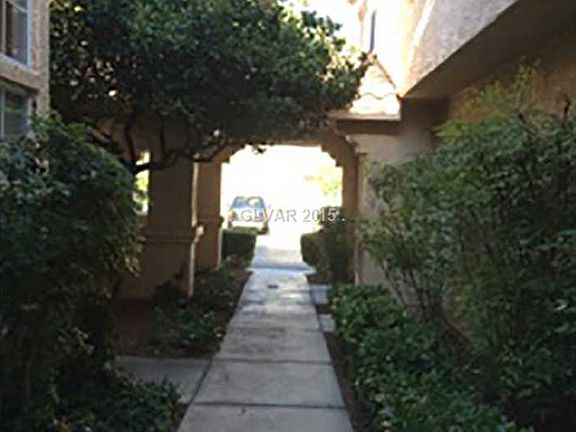 3rd image of 5201 S Torrey Pines Dr Unit 1281