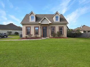 110 Ridgecrest Rd, Calera, AL 35040