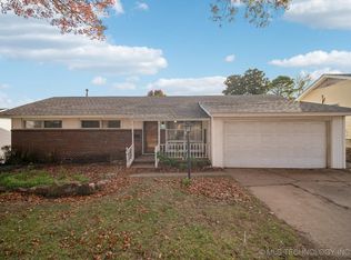 5856 E 22nd St, Tulsa, OK 74114