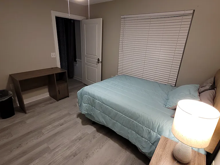 1411 Collegiate Cir #104 — Photo 7