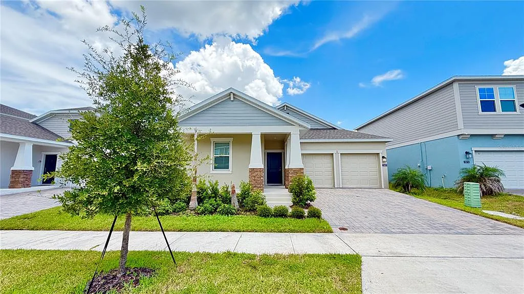 4 bed, 3.0 bath, 2151 sqft, $2,900 — Photo 1