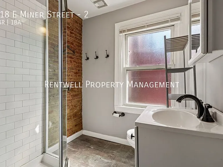 118 E Miner St #2 — Photo 17