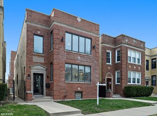 3926 N Claremont Ave #1, Chicago, IL 60618