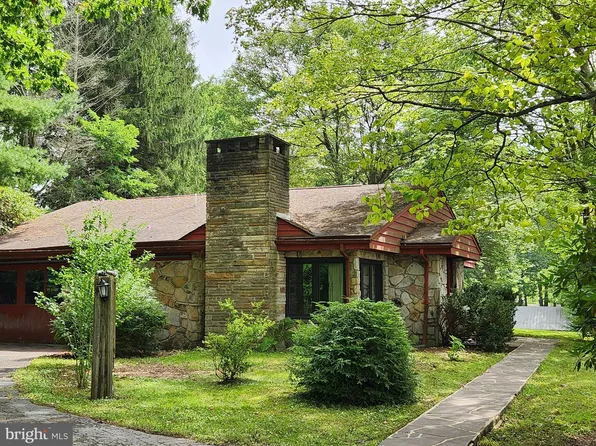 4368 Underwood Rd, Oakland, MD 21550