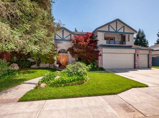 712 W Birch Ave, Clovis, CA 93611