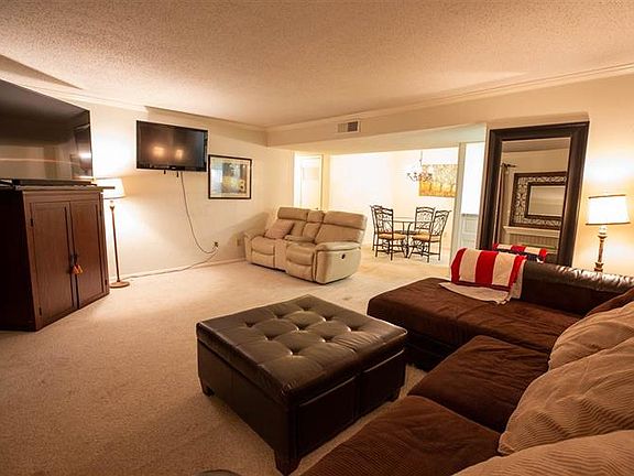 3rd image of 829 Merrywood Gln #1903