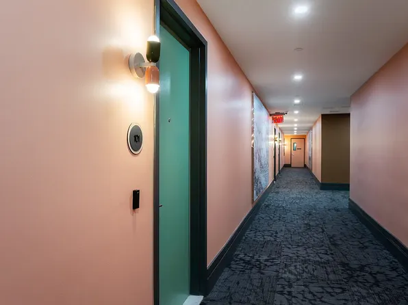 1000 Lorimer Street image 8 of 14