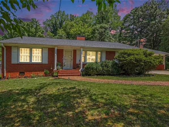 305 Hilltop Dr, Lexington, NC 27292