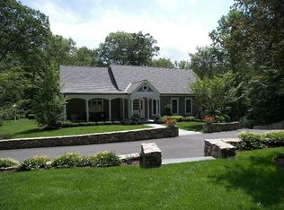 4 Harrison Ct, Ridgefield, CT 06877