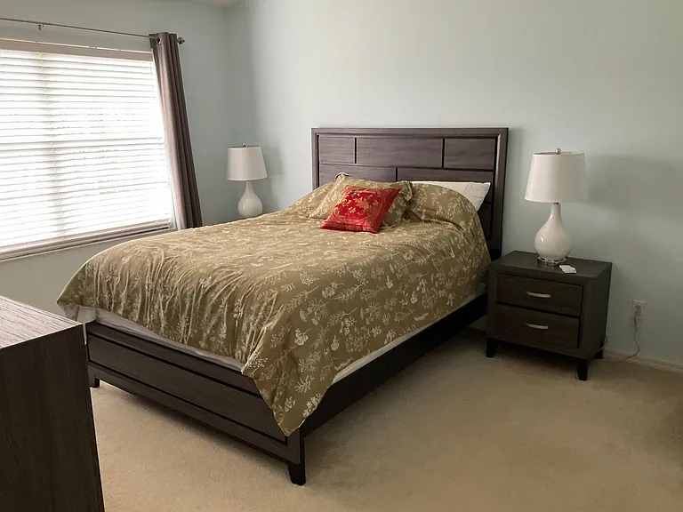 819 Montrose Dr #202 — Photo 18