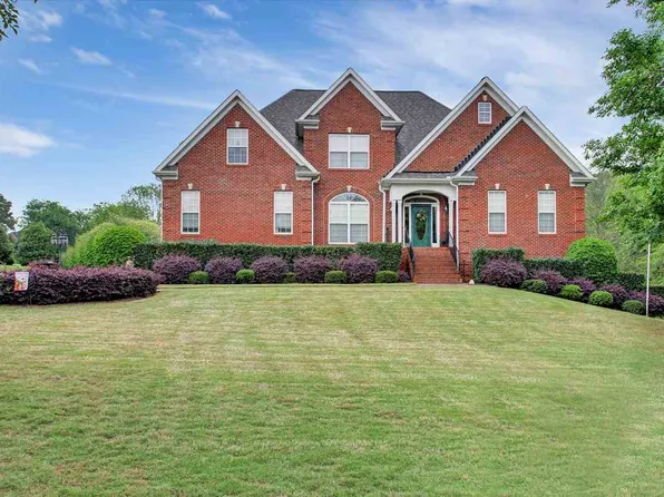 449 Crepe Myrtle Dr, Greer, SC 29651