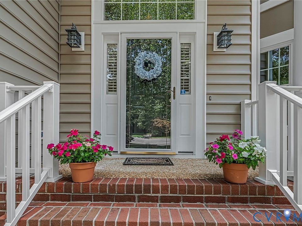 1st image of 10081 Amelia Manor Ct