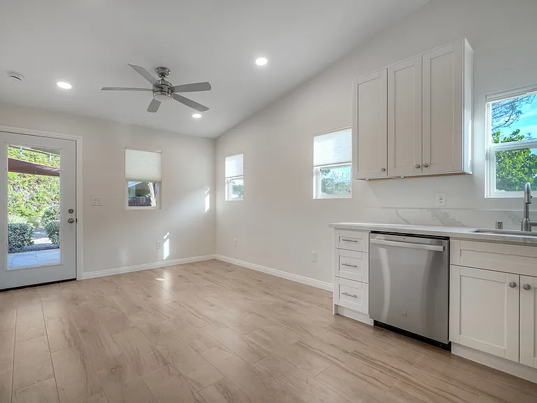1326 Berryman Cyn #A — Photo 1